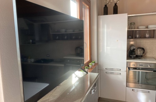 Tavernola Bergamasca House | Casa Moia – Luxury with Privacy, Airco, Pool & Open Views over Lake Iseo ★