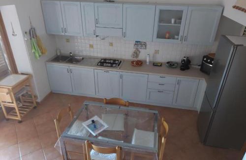 Villaggio Piras House | CASA MUGHETTO R5055 WiFi, seafront, private sea access, swimming pool