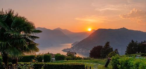 Sulzano Apartment | CasaDolcelago Sulzano Villa con Giardino Vista Lago Parking Free