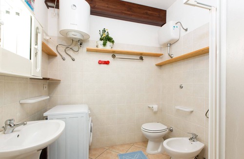 Pula Apartment | CASE VACANZA AIOSARDEGNA PULA CENTRO - Casa Silvia in Centro