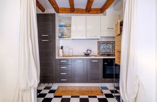 San Polo Apartment | Charming house with private terrace in the heart of Venice
