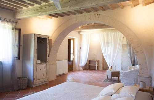 Chianciano Terme House | Charming Suite in Tuscan farmhouse villa with pool