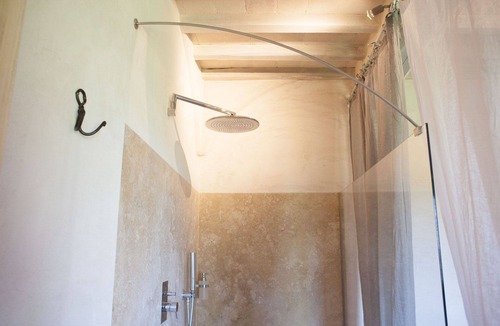 Chianciano Terme House | Charming Suite in Tuscan farmhouse villa with pool