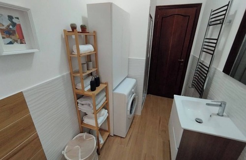 Quartiere XXVII Primavalle House | Close to downtown 5 stops with Metro to go to Vatican