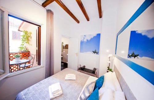 Rione IV Campo Marzio Apartment | Collection Spanish Steps Apartments