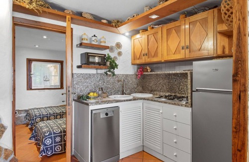 Villaggio Piras Apartment | Cosy apartment for 6 guests with pool, A/C, WIFI, TV and patio