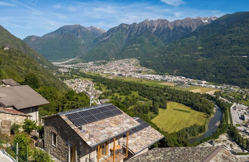 Civo Apartment | Cosy apartment for 3 guests with WIFI, hot tub, A/C, TV and terrace