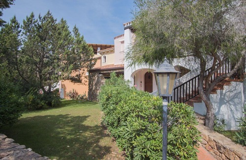 Liscia di Vacca Apartment | Cosy apartment for 4 guests with A/C, WIFI, pool and TV