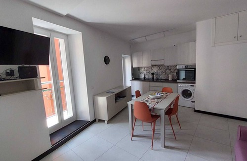 Borgo Antico Apartment | Da Batti in the historic center, a stone's throw from the sea
