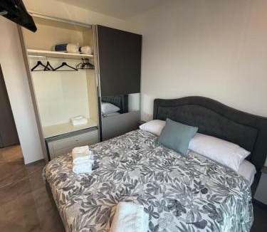 Crescenzago Apartment | Derna suite