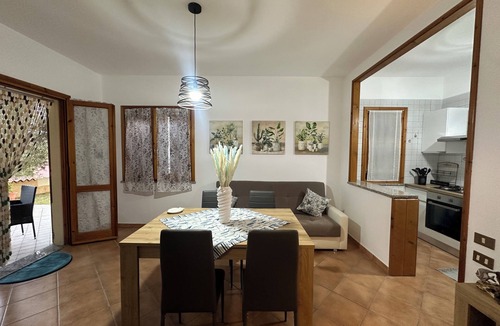 Cuili Murvoni Villa | Detached villa with garden and solarium - 6 guests - Solanas
