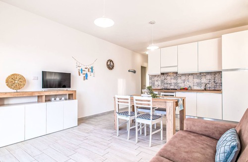 La Muddizza Apartment | Eden Marino by Interhome