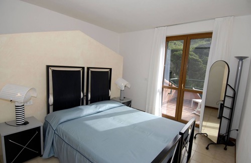 Cinque Terre Apartment | elegant apartment with panoramic terrace, few steps away from the beaches