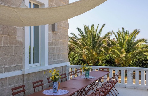 L'Assunta Villa | Exclusive beachfront villa, 6 bedrooms, garden, Monopoli