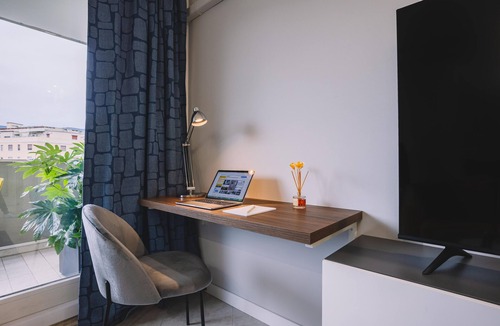 Trieste City Centre Apartment | Exclusive Suite with Terrace/Ultra Wi-fi/Free Parking