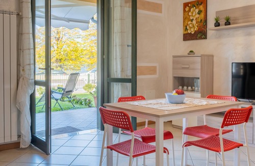 Sulzano Apartment | Fior Di Loto - One Bedroom Apartment, Sleeps 4