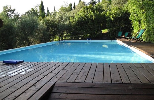 Caldine House | Florence Countryside Newly Restored Hayloft with Swimpool