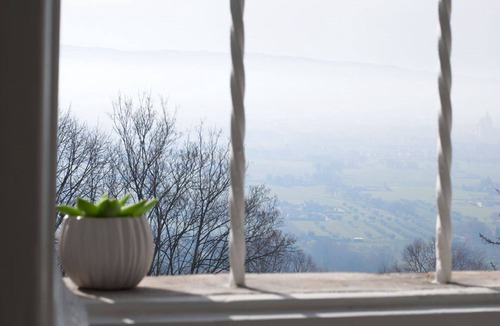 Assisi House | For those who love to pause in history and stories