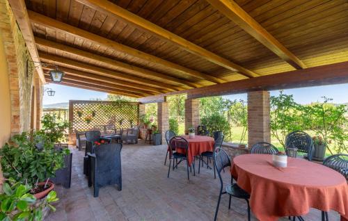 Todi Apartment | Gorgeous Apartment In Frazione Canonica,Todi