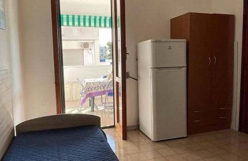 Baia Verde Apartment | Grand avenue to the sea apartment with terrace [Praja, Zen]