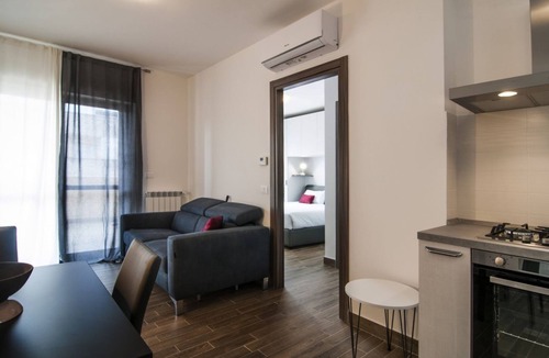 Centro Giano Apartment | GuestHost - Comfortable apartment located on the seventh floor of a modern residence equipped with a lift.In 40 square meters of space it comfortably accommodates 2 people with a double bedroom.Located in the Fonte Laurentina district, near the ring road