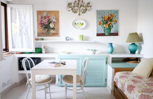 Pischina Salida Apartment | GuestHost - Comfy Flat W Pool, Tennis Court & Private Beach!