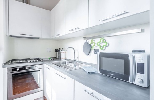 Settignano Apartment | GuestHost - Cozy apartment of about 40 sqm, for 4 people, located on the ground floor of a renovated building. The accommodation is located in the main square of Settignano (hamlet of Florence), a small hillside village just 8 km from the center of Flore