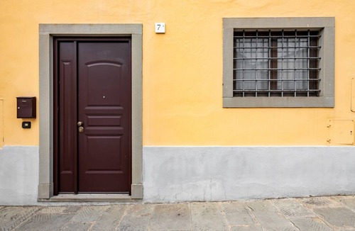 Settignano Apartment | GuestHost - Cozy apartment of about 40 sqm, for 4 people, located on the ground floor of a renovated building. The accommodation is located in the main square of Settignano (hamlet of Florence), a small hillside village just 8 km from the center of Flore
