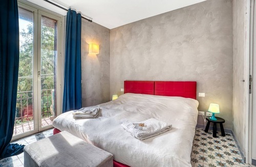 Perugia Apartment | GuestHost - Elegant design apartment of about 90 sqm, ideal for 4 people, located on the second floor of a historic building (without elevator).The property is located in the Monteluce district, a few steps from the center of Perugia, in a quiet area equ