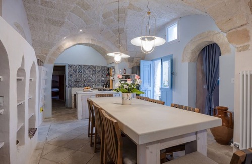 Ortelle Apartment | GuestHost - Ortelle House of the 5 Fireplaces with terrace