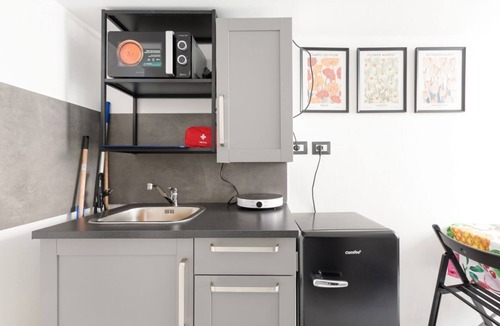 Calvairate Apartment | GuestHost - Studio Apartment with WIFI & AC- Milan Calvairate