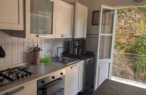 Mortola House | Historic villa with sea views in Camogli, Liguria