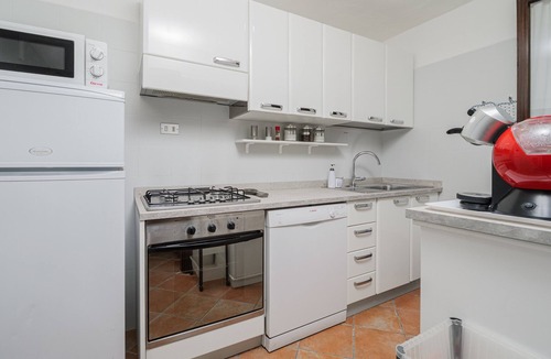 Baja Sardinia House | Holiday Home 'Brezza Costa Smeralda' with Sea View, Wi-Fi and Air Conditioning