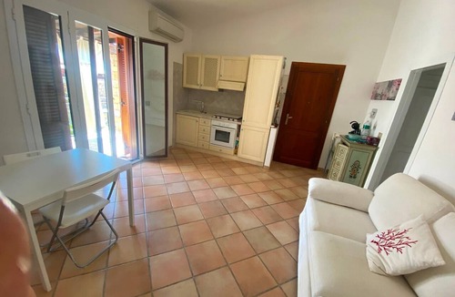 Luddui House | Holiday Home 'Neda' with Sea View, Private Terrace and Air Conditioning