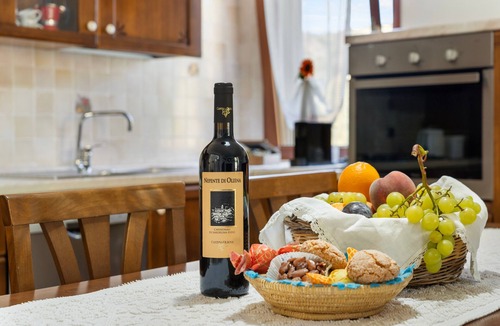 Chia House | Holiday Home 'Sole Mare di Barbara' with Sea View, Private Garden and Air Conditioning