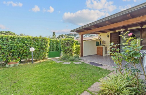 Costa Rei House | Holiday Home "Sweet Home" with Mountain View, Private Garden & A/C