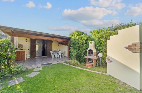 Costa Rei House | Holiday Home "Sweet Home" with Mountain View, Private Garden & A/C