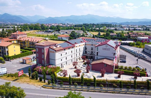 Ponte San Pietro Hotel | Hotel Borgo Brianteo