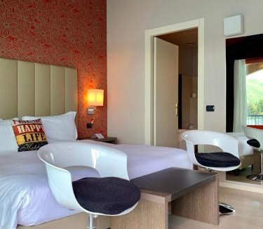 Pettenasco Hotel | Hotel L'Approdo