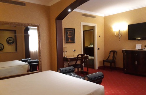 Novegro Hotel | Hotel Motel Luna