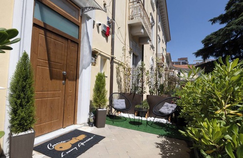 Centro Storico Apartment | Just three minutes from the Royal Palace of Caserta, Caserta Luxury Apartment awaits you
