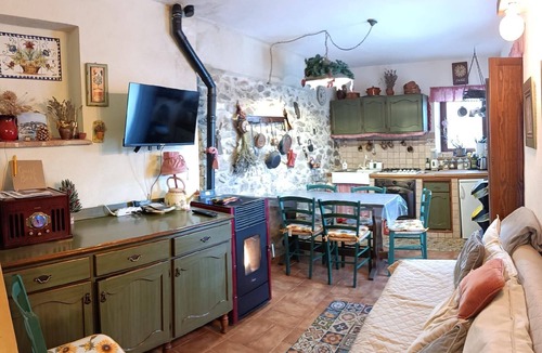 Colle Rinaldo House | La Casa della Rocca for a relaxing stay