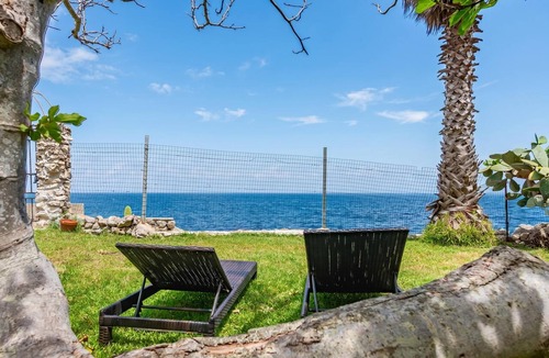 Marina di Marittima House | La Porta Sul Mare - Sea-View Home with Private Beach Access, Diso, Italy