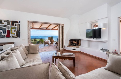 Pantogia Villa | La Scilla Bianca - Five Bedroom Villa, Sleeps 10