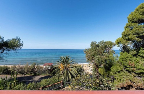 Castellabate Apartment | Large panoramic villa with direct beach access