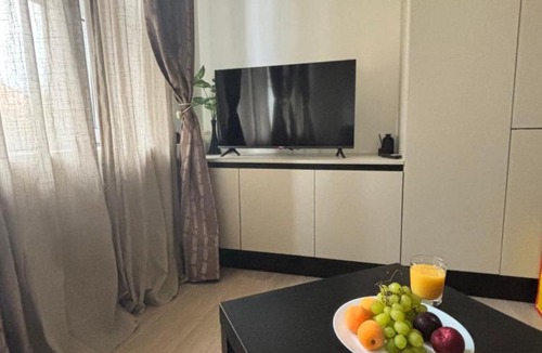 Milan Apartment | Linate Design Loft 50 mt metro M4 I Duomo 10min - WiFi I free parking