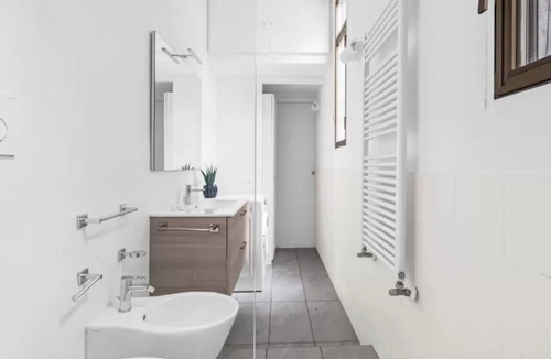 Navigli Apartment | LOMB3 Light and Space in the Heart of the Navigli-