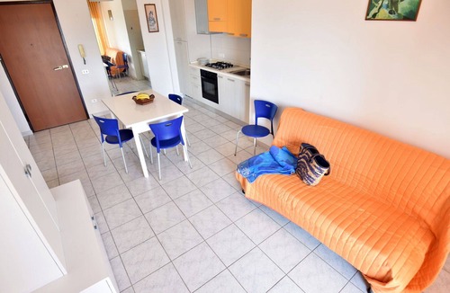 Silvi Marina Apartment | Lovely apartment for 4 people with WIFI, TV, balcony and pets allowed
