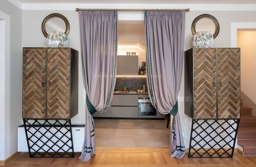 Santa Maria Novella Apartment | Luxurious 3-Bedroom Apartment with Views of the Medicean Chapels