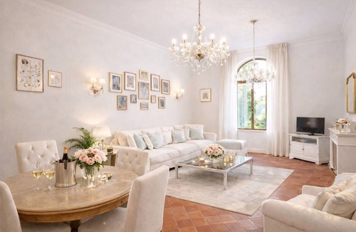 Duomo Apartment | LUXURY DUOMO Magnificent 170sqm Best Central City Center Apartment